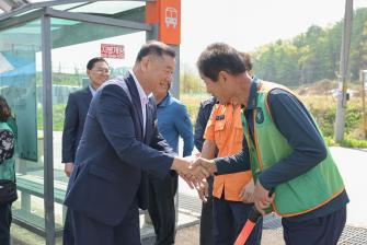 2025년 4월 25일 2025년 제53회 어버이날기념 신풍면 경로잔치 [신풍면 노인복지회관] 이미지