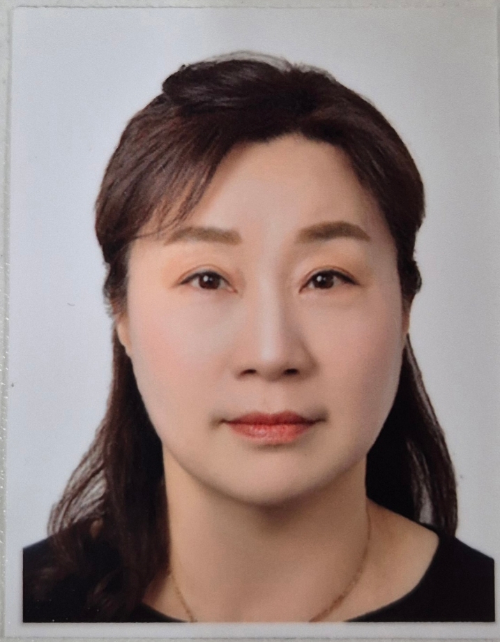 명윤이 증명사진