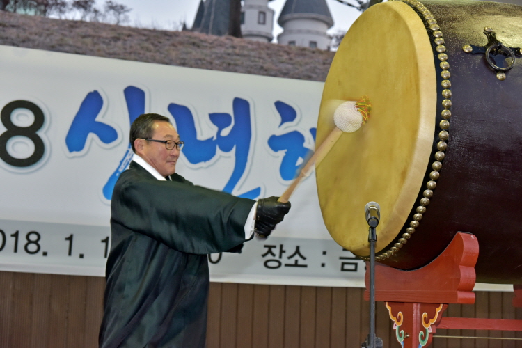 2018년1월1일 금강공원 둔치 해맞이 행사 이미지